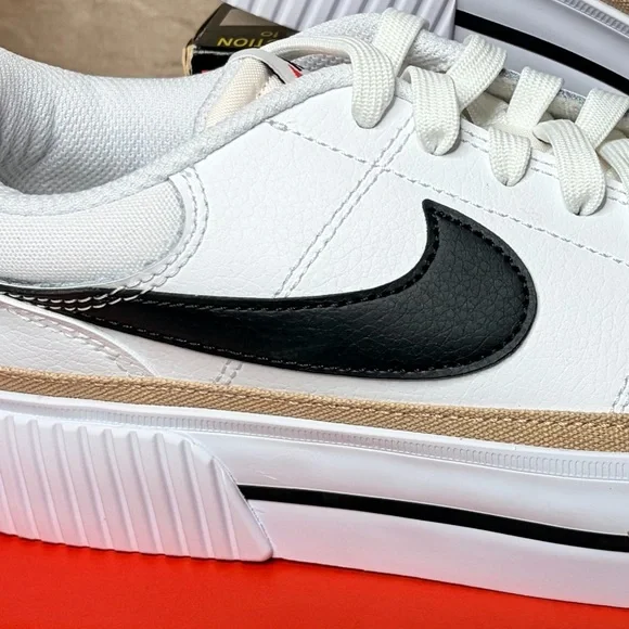Nike Womens Nike Court Legacy Lift White Black Shoes - Picture 3 of 9